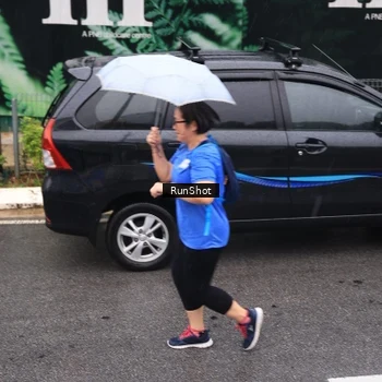 Runner Photo 7941167