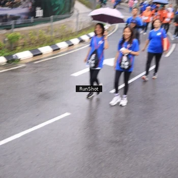 Runner Photo 7941172