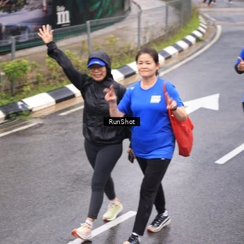 Runner Photo 7941202