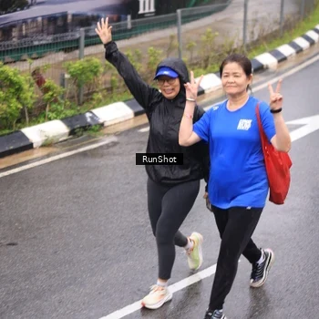Runner Photo 7941203