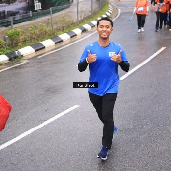 Runner Photo 7941218