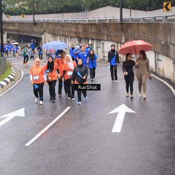 Runner Photo 7941232