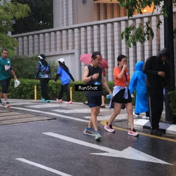 Runner Photo 7941246