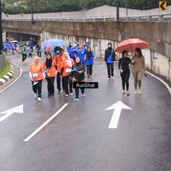 Runner Photo 7941248