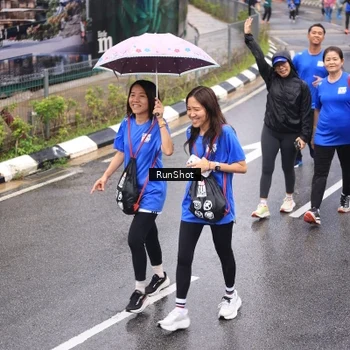 Runner Photo 7941252