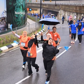 Runner Photo 7941262