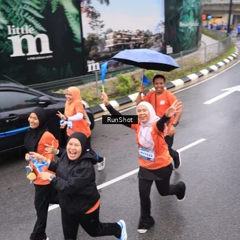 Runner Photo 7941281