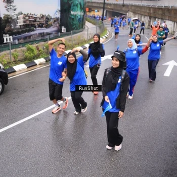 Runner Photo 7941326