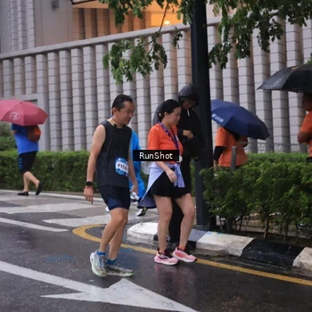 Runner Photo 7941337