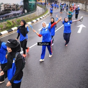 Runner Photo 7941338