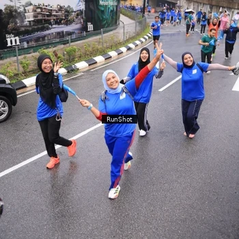Runner Photo 7941342