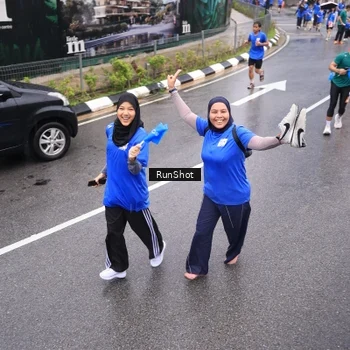 Runner Photo 7941359