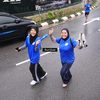 Runner Photo 7941364