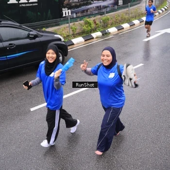 Runner Photo 7941366