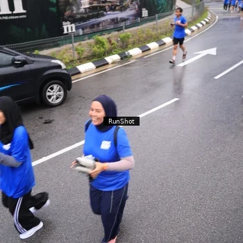 Runner Photo 7941368