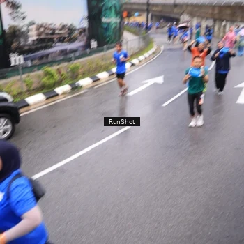 Runner Photo 7941370