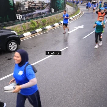 Runner Photo 7941371