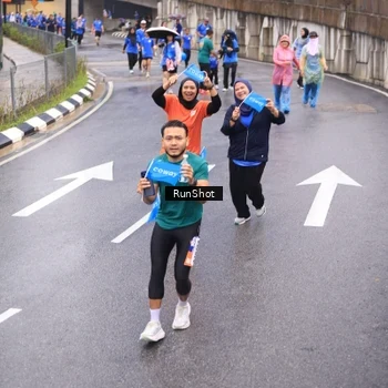 Runner Photo 7941374