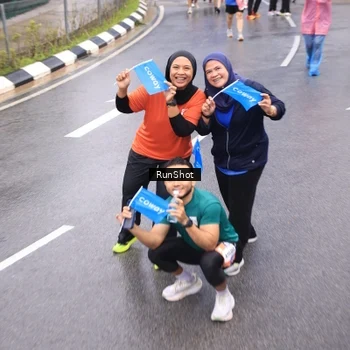Runner Photo 7941399