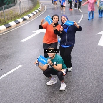Runner Photo 7941402