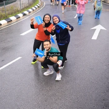 Runner Photo 7941410