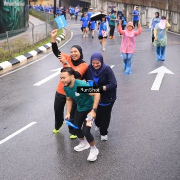 Runner Photo 7941413