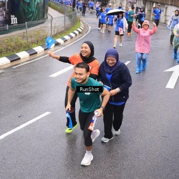 Runner Photo 7941414