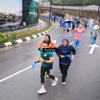 Runner Photo 7941419