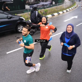 Runner Photo 7941427