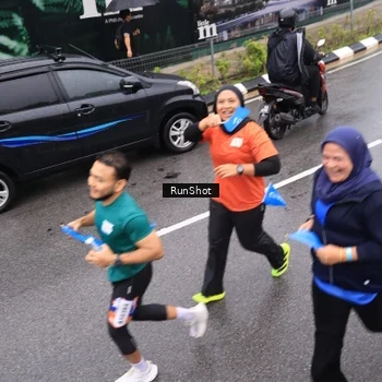 Runner Photo 7941431