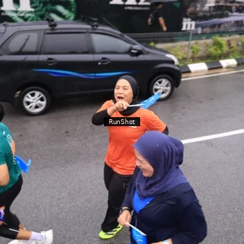 Runner Photo 7941439