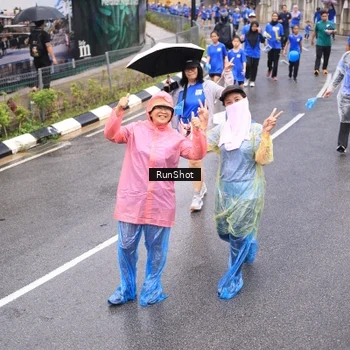 Runner Photo 7941472