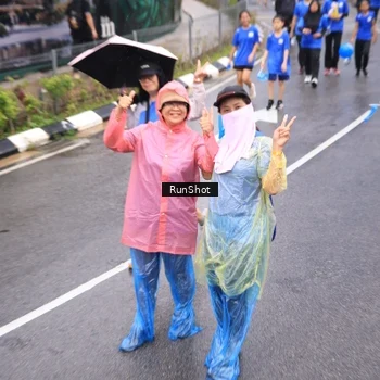 Runner Photo 7941476