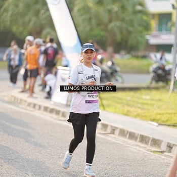 Runner Photo 7941546