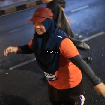 Runner Photo 7941553