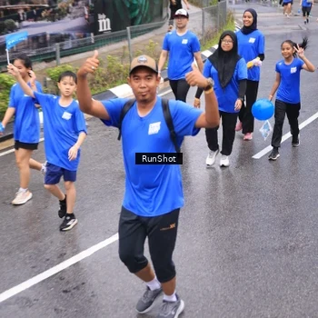 Runner Photo 7941573