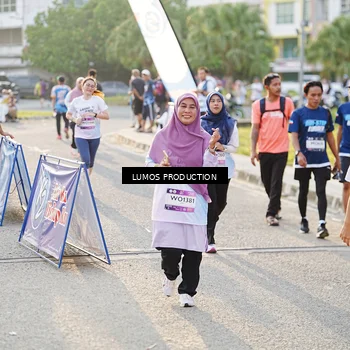 Runner Photo 7941574