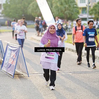 Runner Photo 7941594