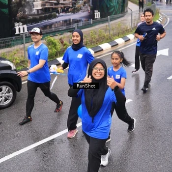 Runner Photo 7941633