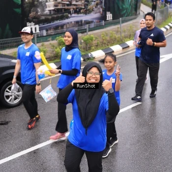 Runner Photo 7941636