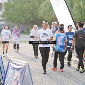 Runner Photo 7941639