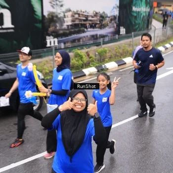 Runner Photo 7941645