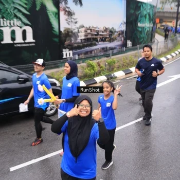 Runner Photo 7941648