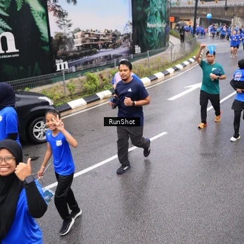 Runner Photo 7941654