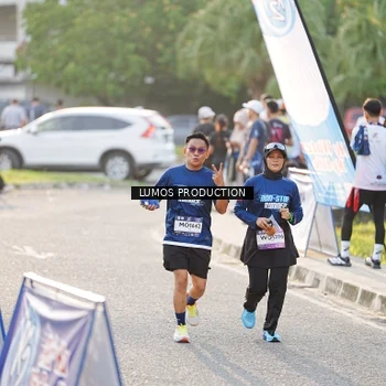 Runner Photo 7941668