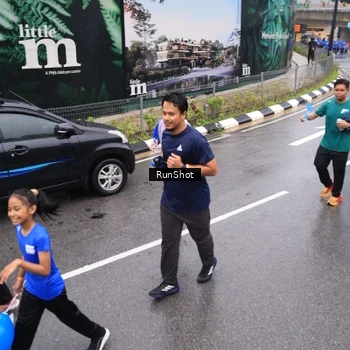 Runner Photo 7941694