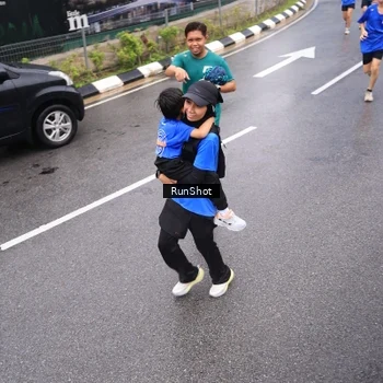 Runner Photo 7941718