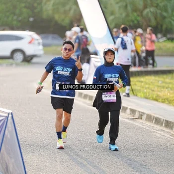 Runner Photo 7941731