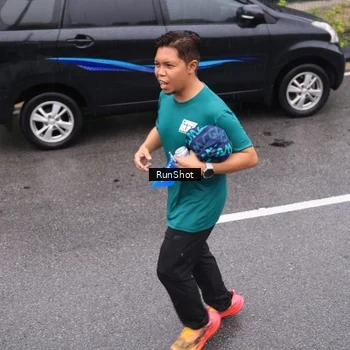 Runner Photo 7941737