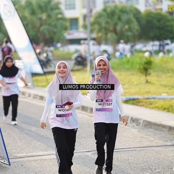Runner Photo 7941749